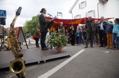 Der Drummer und Organisator von pam! - Lucas Niggli - eröffnet das hinterhältige Festival.